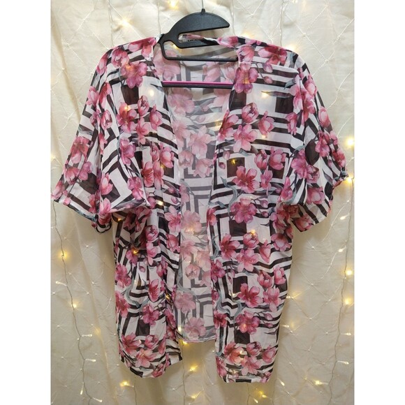 MINIS WOMANS SMALL SHEER FLORAL PINK BLACK ART BATHING SUIT COVER UP SHAWL BEACH - Picture 1 of 11